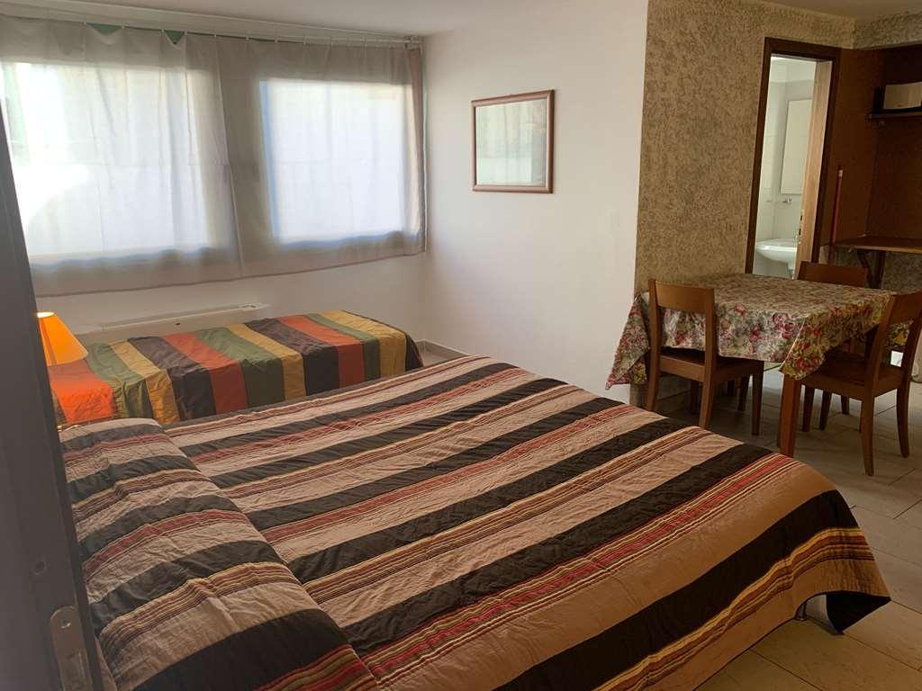 Gemini Studios Floransa Oda fotoğraf